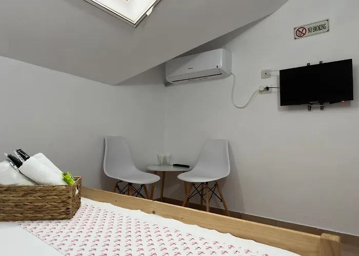 Casa Fm בית הארחה